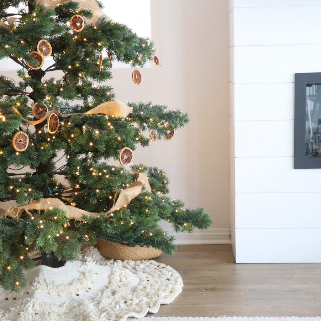 DIY Orange Christmas Tree Ornaments Limoneira