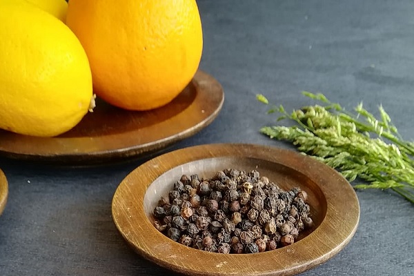 Homemade Lemon Pepper Spice Mix - Limoneira